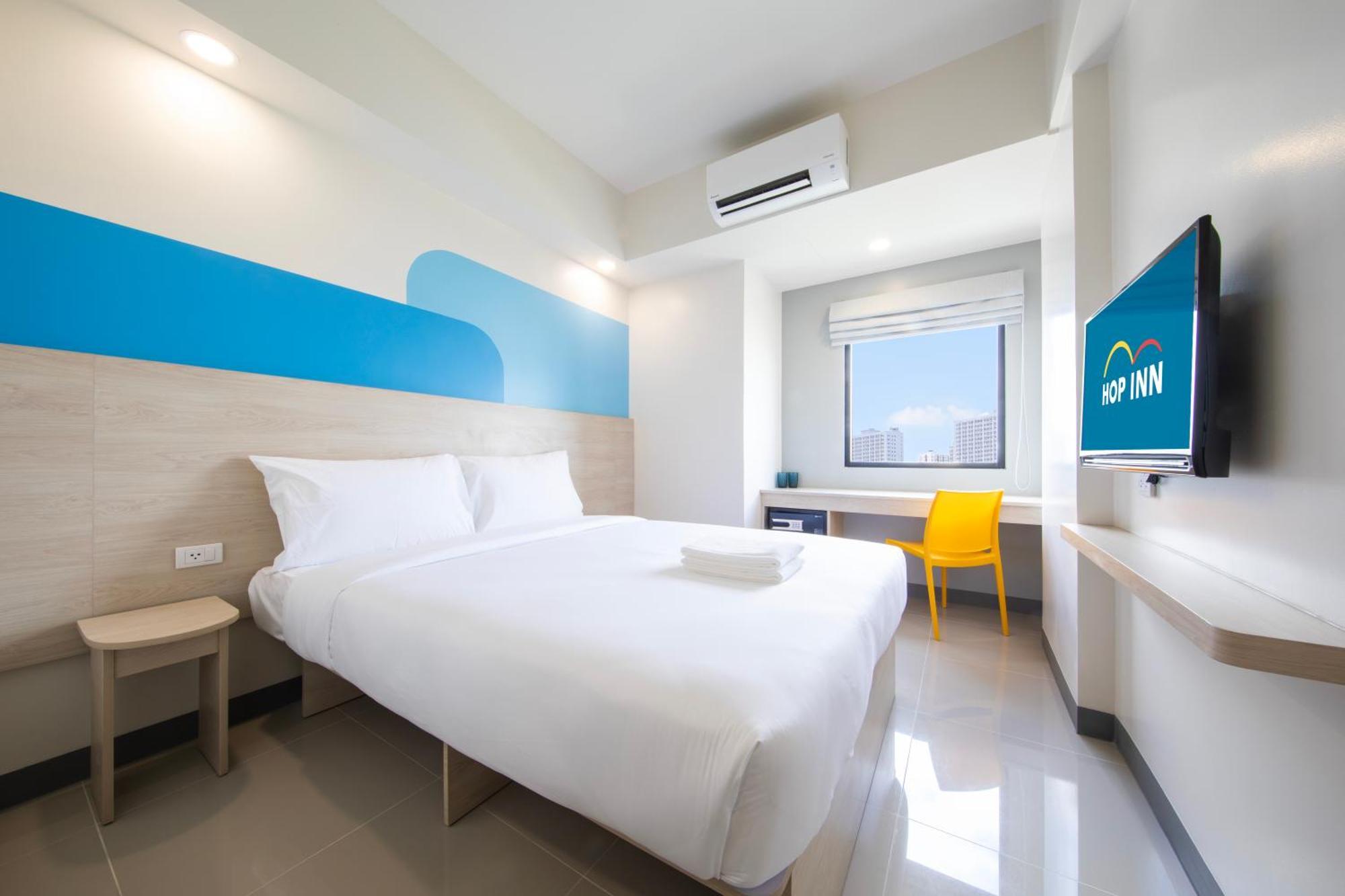 Hop Inn Hotel Iloilo Экстерьер фото